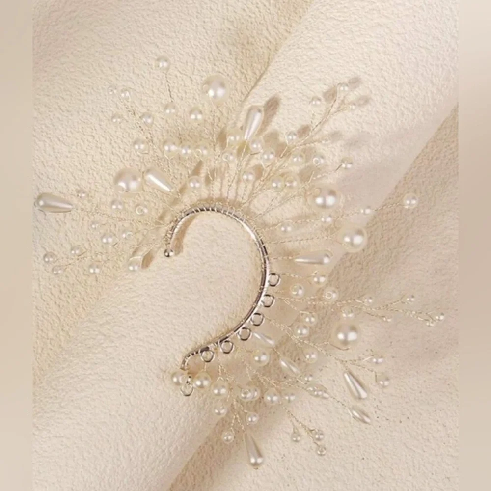 ✨NEW✨ Elegant White Floral Pearl Statement Ear Cuff wedding prom